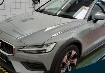 Volvo V60 Cross Country 22.145 km 37.990 &euro; Witten 58453