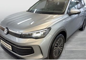 VW Tiguan 6.600 km 43.977 &euro; Bergkamen 59192