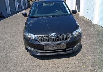 Skoda Fabia 124.000 km 5.999 &euro; Iserlohn 58636
