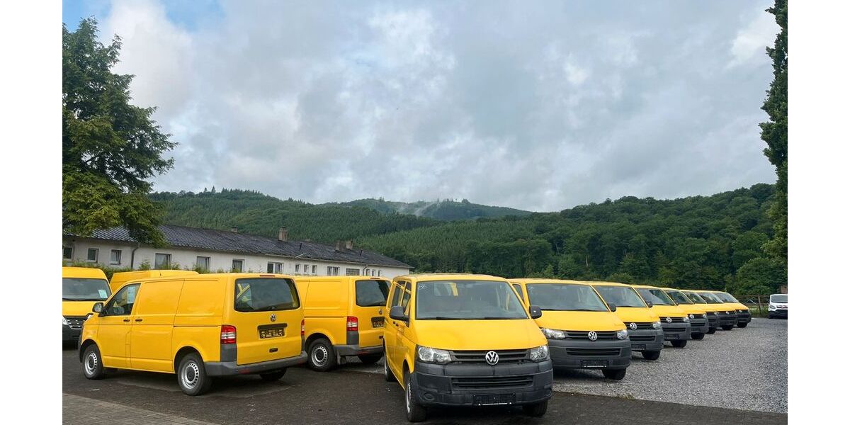 VW T5 Transporter 90.000 km 9.995 &euro; Finnentrop 57413
