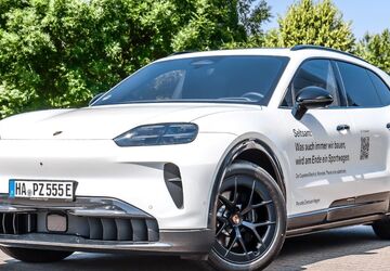 Porsche Cayenne 9.999 km 119.900 &euro; Hagen 58119